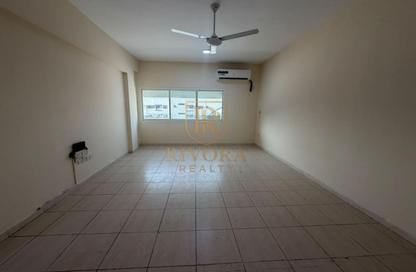 Apartment - 2 - 2 for rent in Hor Al Anz - Deira - Dubai