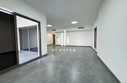 شقة - 3 غرف نوم - 4 حمامات للايجار في المجاز 3 - المجاز - الشارقة