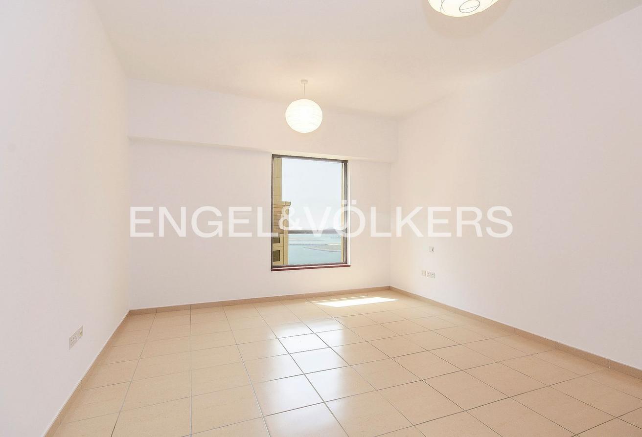 High Floor I Unfurnished I Specious Layout photo 16