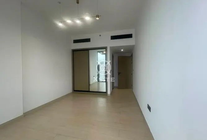 128810657 - Property Image 2