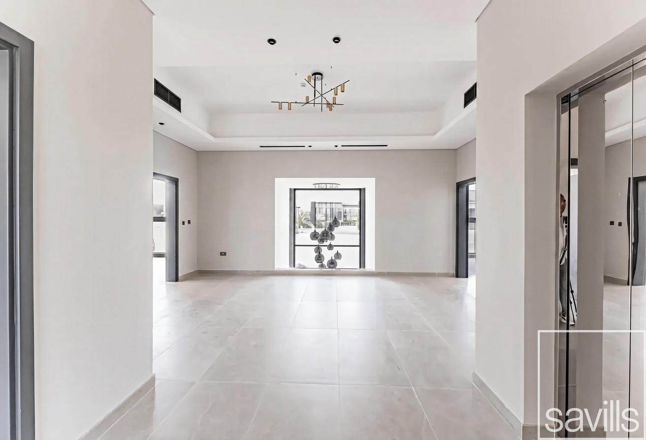 Large Villa | Private Elevator | 4 Cheques photo 4