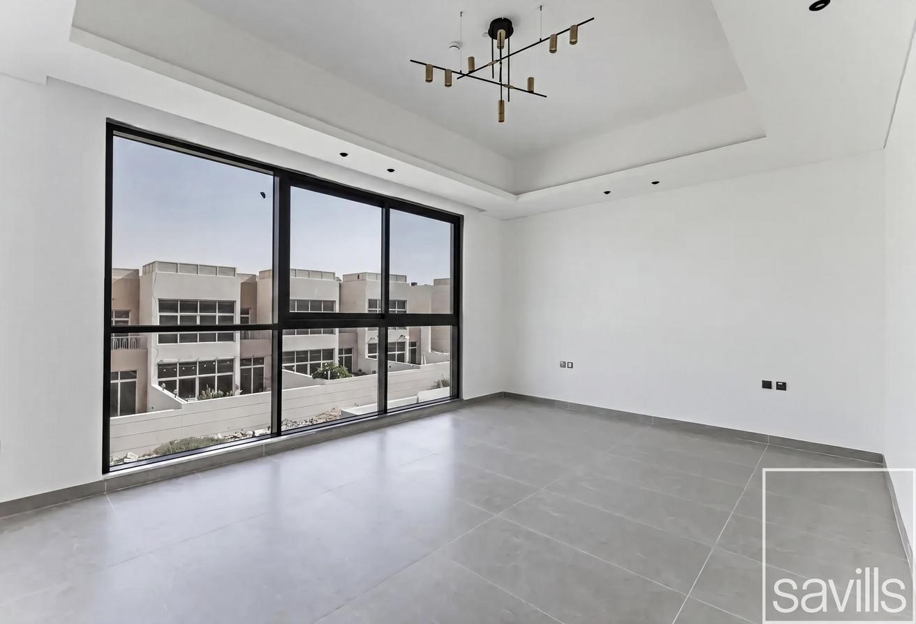 Large Villa | Private Elevator | 4 Cheques photo 9