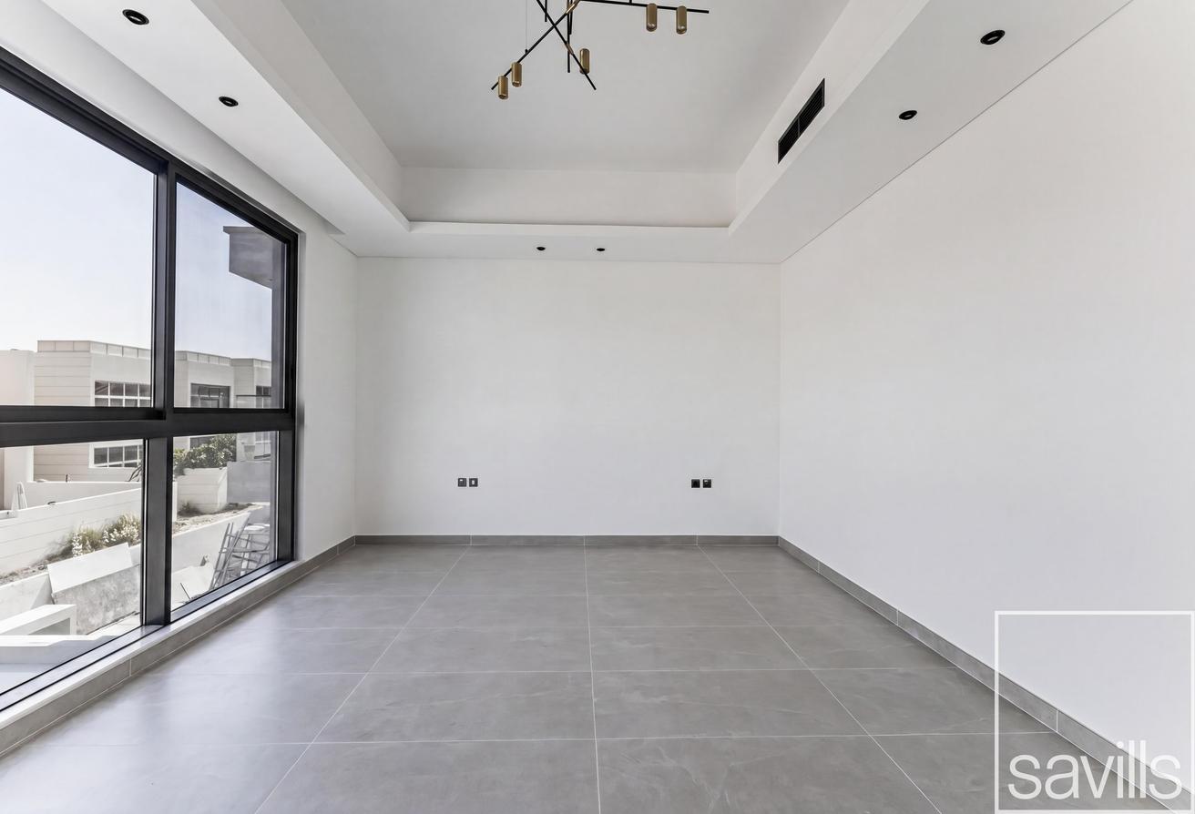 Large Villa | Private Elevator | 4 Cheques photo 12