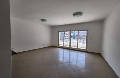 Apartment - 1 - 1 for rent in Tower 5 - Al Reef Downtown - Al Reef - Abu Dhabi