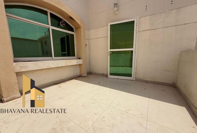 77370635 - Property Image 2