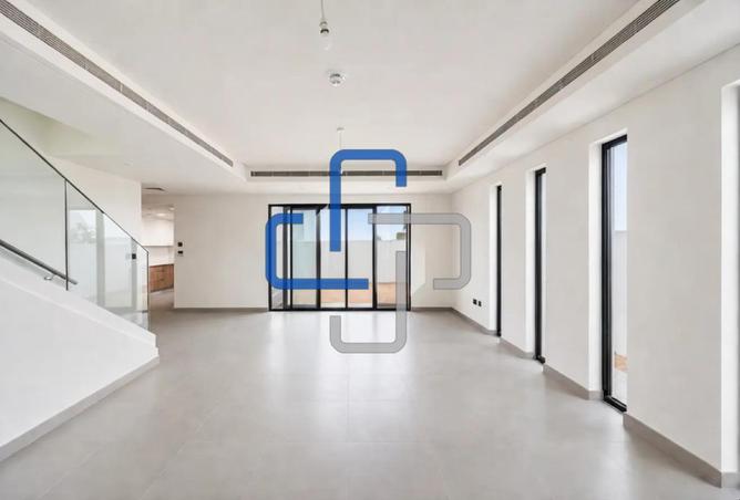 5-bed villa