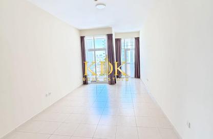 Apartment - 2 - 2 for rent in Royal Residence 1 - Royal Residence - Dubai Sports City - Dubai
