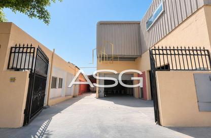 Warehouse - Studio - 2 Bathrooms for rent in Al Qusais Industrial Area 2 - Al Qusais Industrial Area - Al Qusais - Dubai