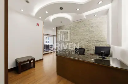 مكتب - استوديو للايجار في برج تشرشل للأعمال - أبراج تشرشل - الخليج التجاري - دبي