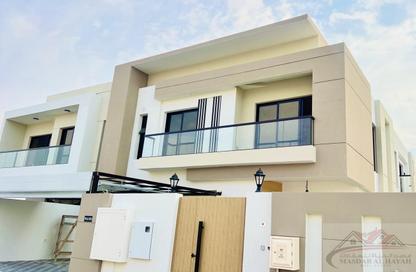 Villa - 5 - 7 for rent in Hoshi - Al Badie - Sharjah