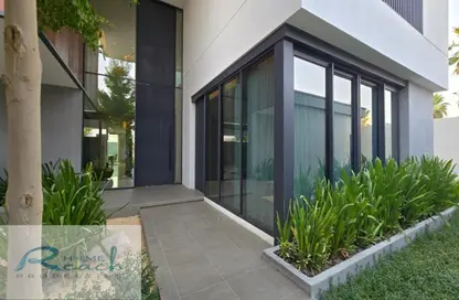 فيلا - 5 غرف نوم - 7 حمامات للبيع في بحيرات السعديات - جزيرة السعديات - أبوظبي