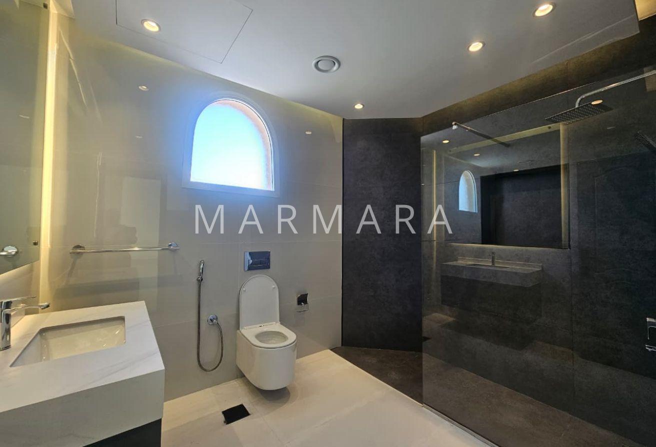 Spacious Renovated Independent villa |Private pool photo 13