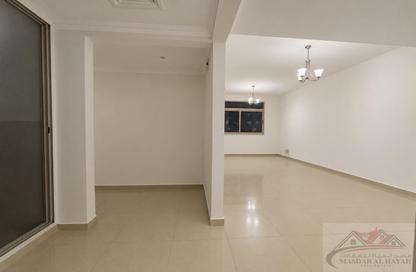 Apartment - 2 - 3 for rent in Muwaileh 29 Building - Muwaileh - Sharjah