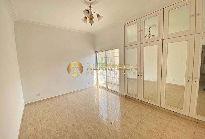 125614002 - Property Image 2