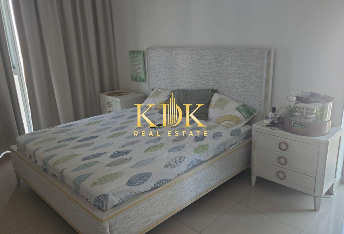 Fully Furnished | High Floor | Call Now photo 3