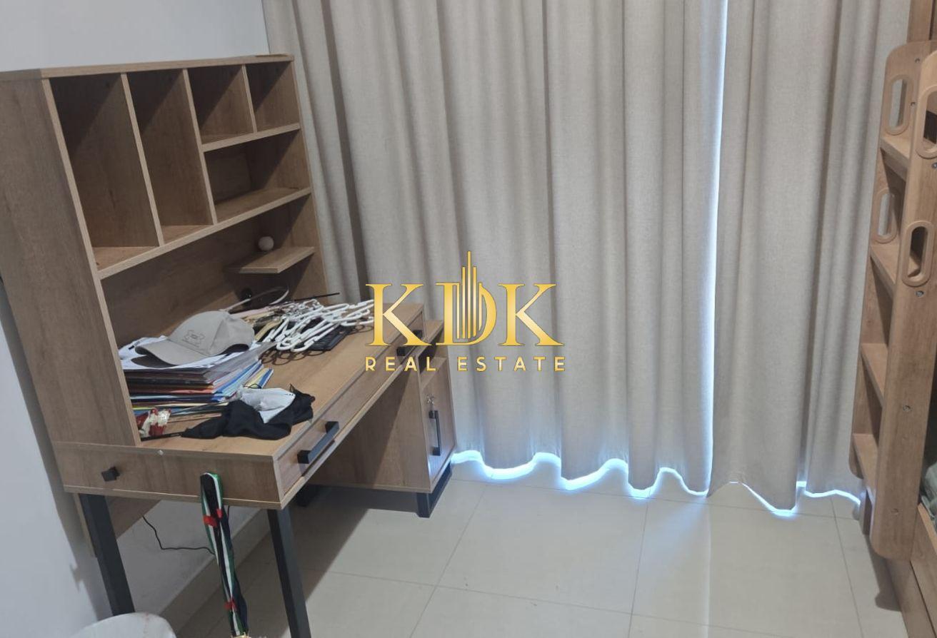 Fully Furnished | High Floor | Call Now photo 8