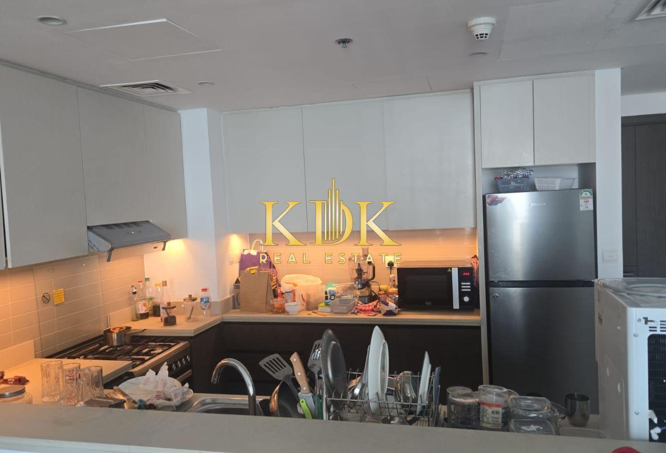 Fully Furnished | High Floor | Call Now photo 9