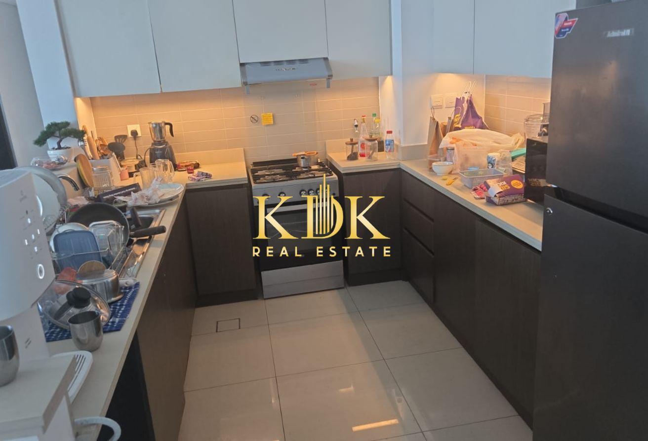 Fully Furnished | High Floor | Call Now photo 10