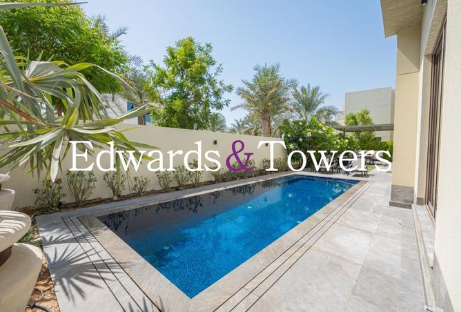 100385647 - Property Image 2