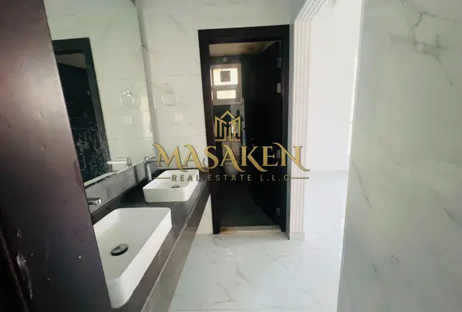 146900254 - Property Image 3
