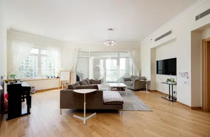 شقة - 3 غرف نوم - 4 حمامات للايجار في الحاتمي - مساكن شور لاين - نخلة جميرا - دبي