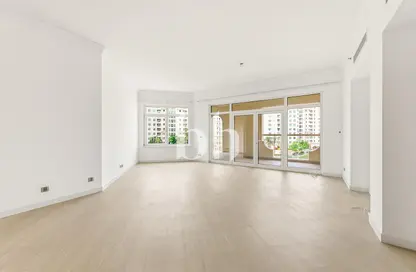 شقة - 3 غرف نوم - 4 حمامات للايجار في الحاتمي - مساكن شور لاين - نخلة جميرا - دبي