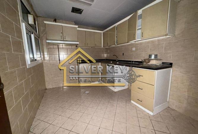 81522374 - Property Image 3