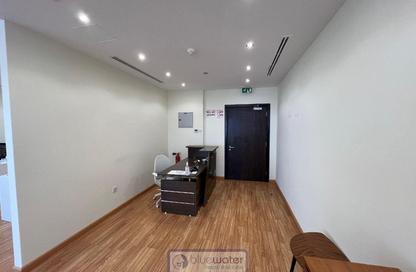 Office Space - Studio - 1 Bathroom for rent in Gold Tower (Au Tower) - JLT Cluster I - Jumeirah Lake Towers - Dubai Office Space - Studio - 1 Bathroom for rent in Gold Tower (Au Tower) - JLT Cluster I - Jumeirah Lake Towers - Dubai