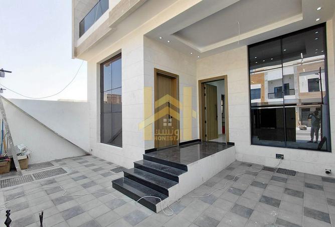 121555374 - Property Image 2
