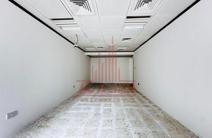 Office Space - Studio - 2 for rent in Khalifa Street - Abu Dhabi