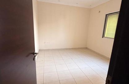 Apartment - 1 Bedroom - 2 Bathrooms for rent in Al Gulayaa - Sharjah Apartment - 1 Bedroom - 2 Bathrooms for rent in Al Gulayaa - Sharjah