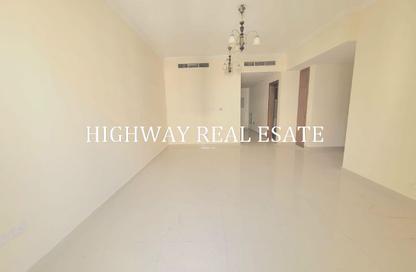 Apartment - 2 - 3 for rent in Muwaileh 29 Building - Muwaileh - Sharjah