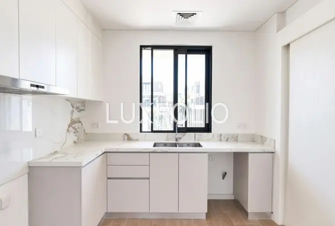 151913407 - Property Image 3