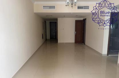 Apartment - 3 Bedrooms - 3 Bathrooms for rent in Muwaileh 3 Building - Muwaileh - Sharjah