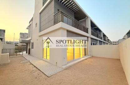 Villa - 4 - 4 for rent in Camelia - Damac Hills 2 - Dubai Villa - 4 - 4 for rent in Camelia - Damac Hills 2 - Dubai