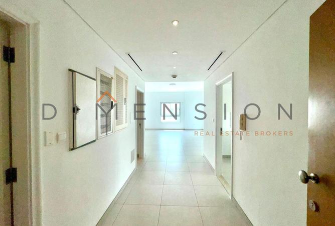 122472333 - Property Image 3