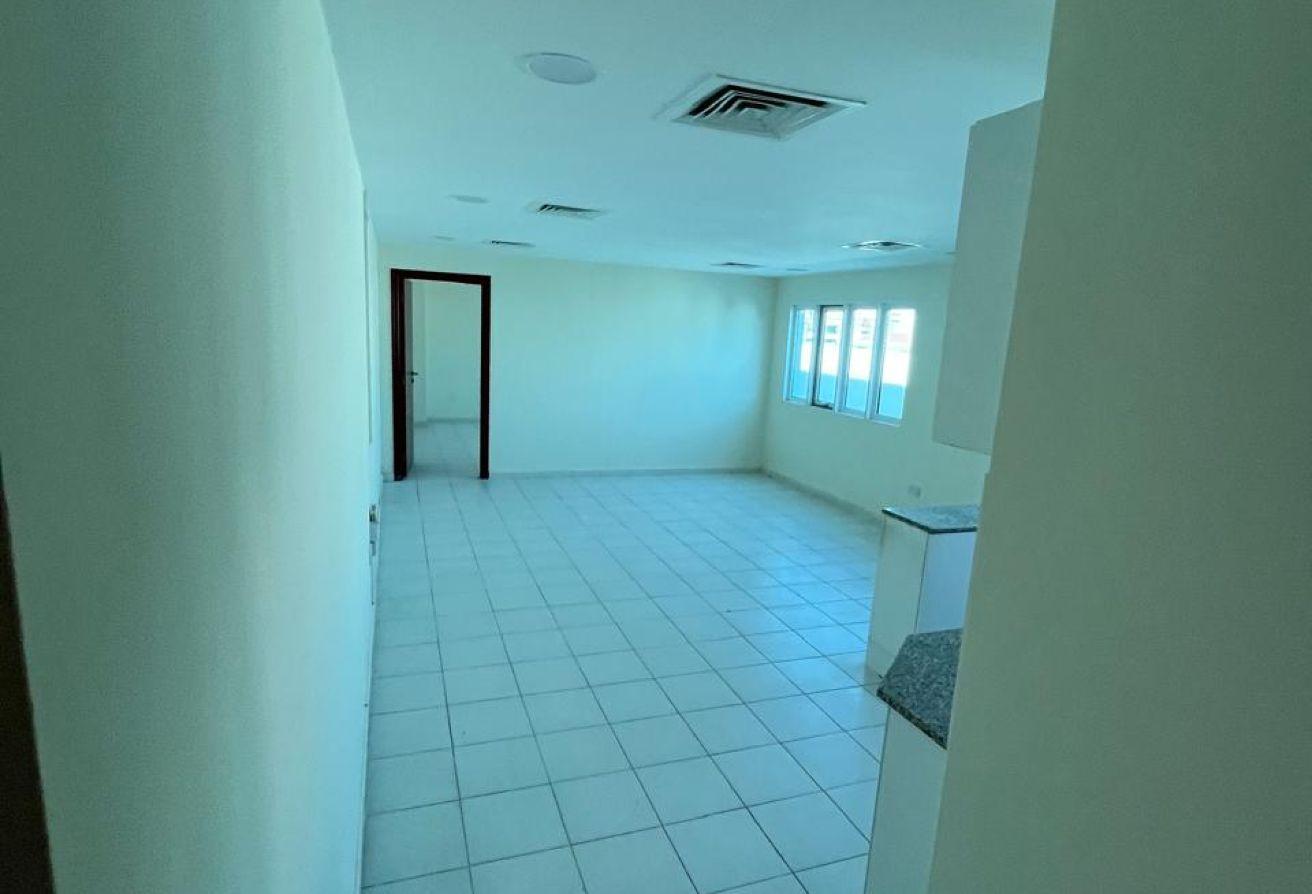 1bhk for Rent | Near Metro | Prime location photo 7
