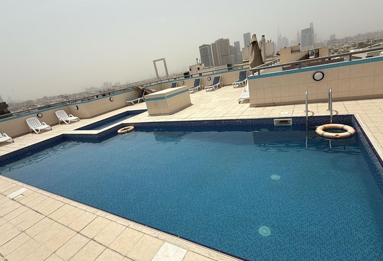 1bhk for Rent | Near Metro | Prime location photo 4