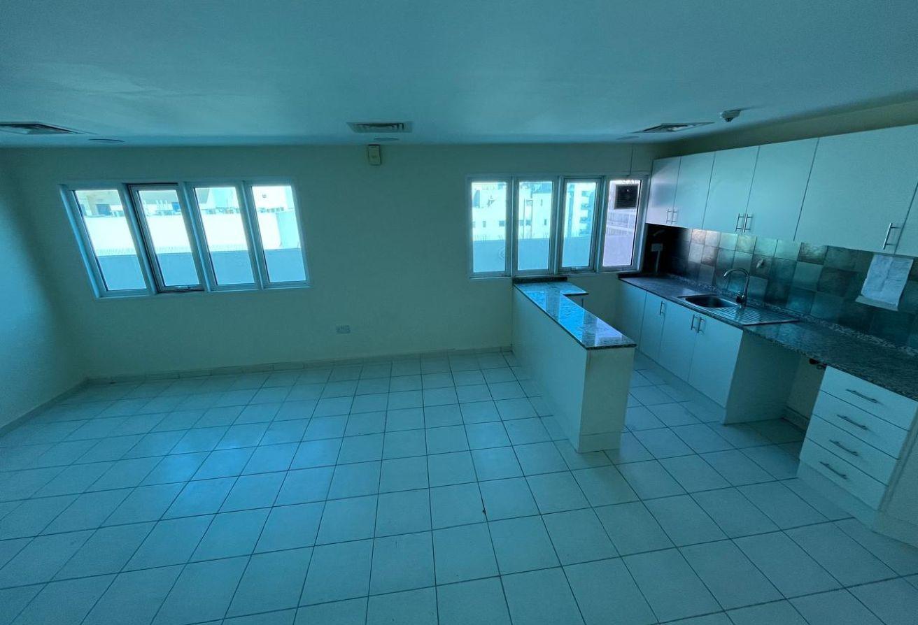 1bhk for Rent | Near Metro | Prime location photo 11