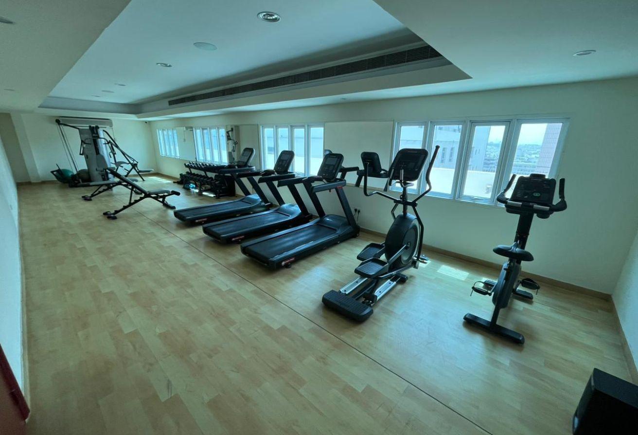 1bhk for Rent | Near Metro | Prime location photo 2