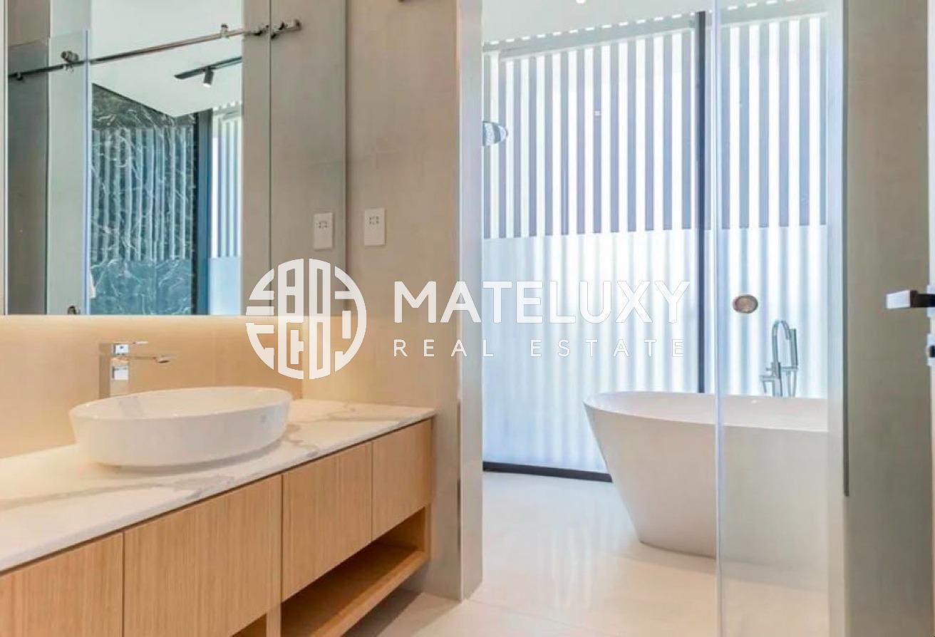 Rare Corner Unit | Park Side | Exclusive photo 13