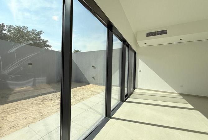 56144867 - Property Image 2