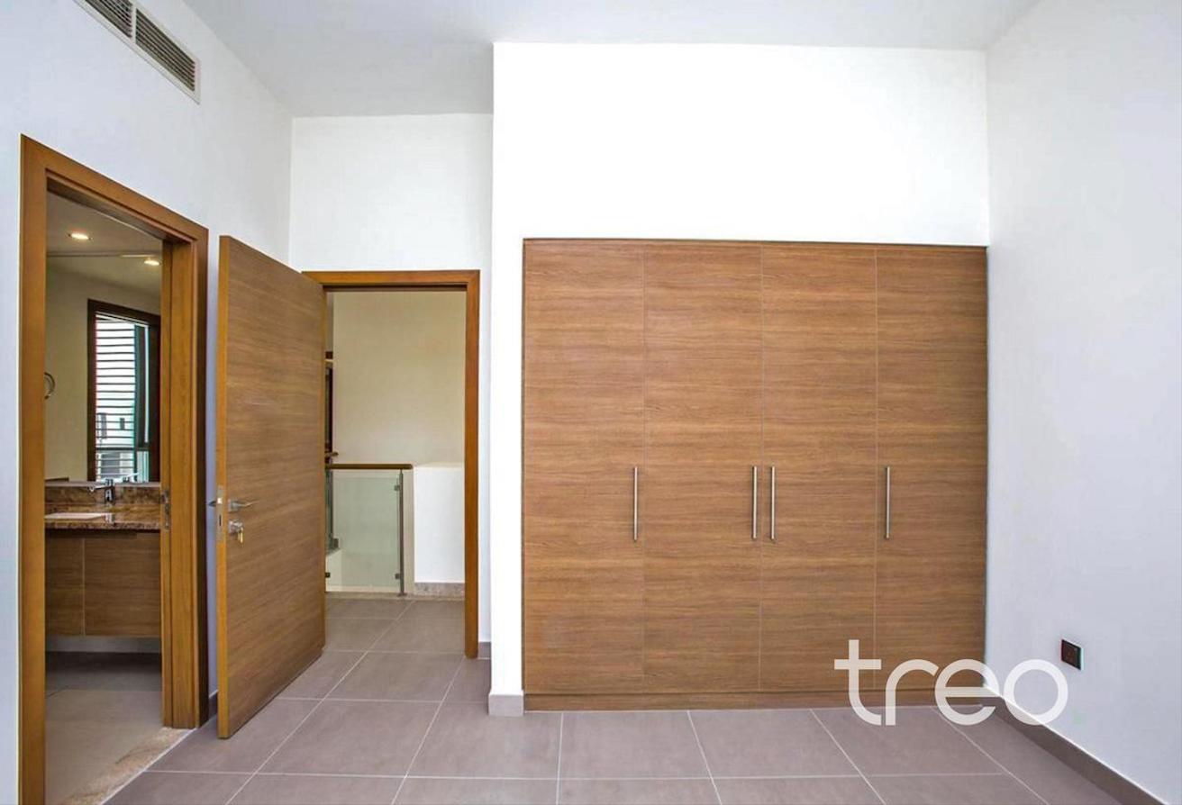 Parkview | Amazing Location | Vacant Now photo 10