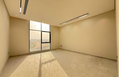 Villa - 5 Bedrooms - 6 Bathrooms for rent in Al Aweer 1 - Al Aweer - Dubai Villa - 5 Bedrooms - 6 Bathrooms for rent in Al Aweer 1 - Al Aweer - Dubai