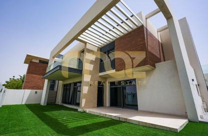 Villa - 4 - 5 for rent in West Yas - Yas Island - Abu Dhabi