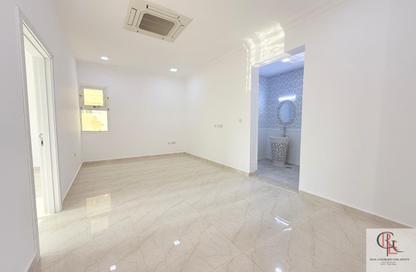 Apartment - 1 - 1 for rent in Mohamed Bin Zayed Centre - Mohamed Bin Zayed City - Abu Dhabi