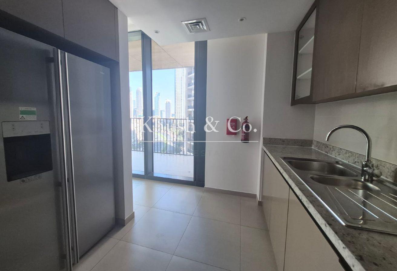 Modern Living | Premium Residence | Vacant photo 8