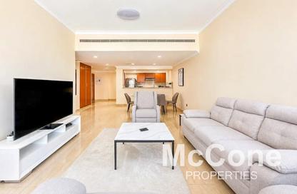 Apartment - 3 Bedrooms - 2 Bathrooms for rent in Al Nakheel 1 - Al Nakheel - Greens - Dubai