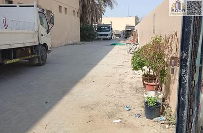 Labor Camp - Studio - 7+ for rent in Industrial Area 6 - Sharjah Industrial Area - Sharjah