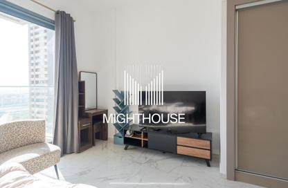 Apartment - Studio - 1 Bathroom for rent in Emerald JVC - District 18 - Jumeirah Village Circle - Dubai Apartment - Studio - 1 Bathroom for rent in Emerald JVC - District 18 - Jumeirah Village Circle - Dubai